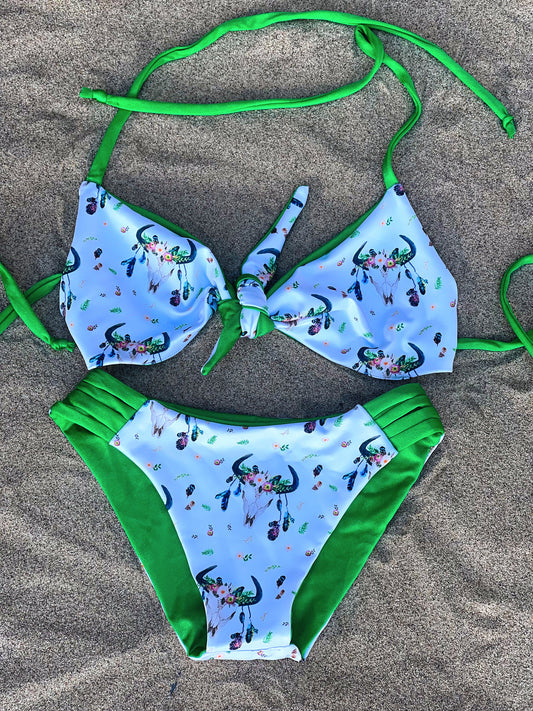 Bullskull and Green Bikini